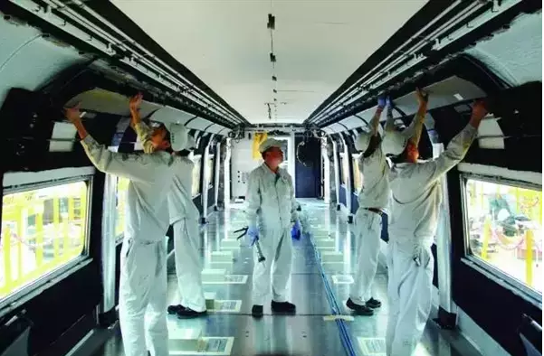 揭秘：你从未见过的高铁列车生产全过程